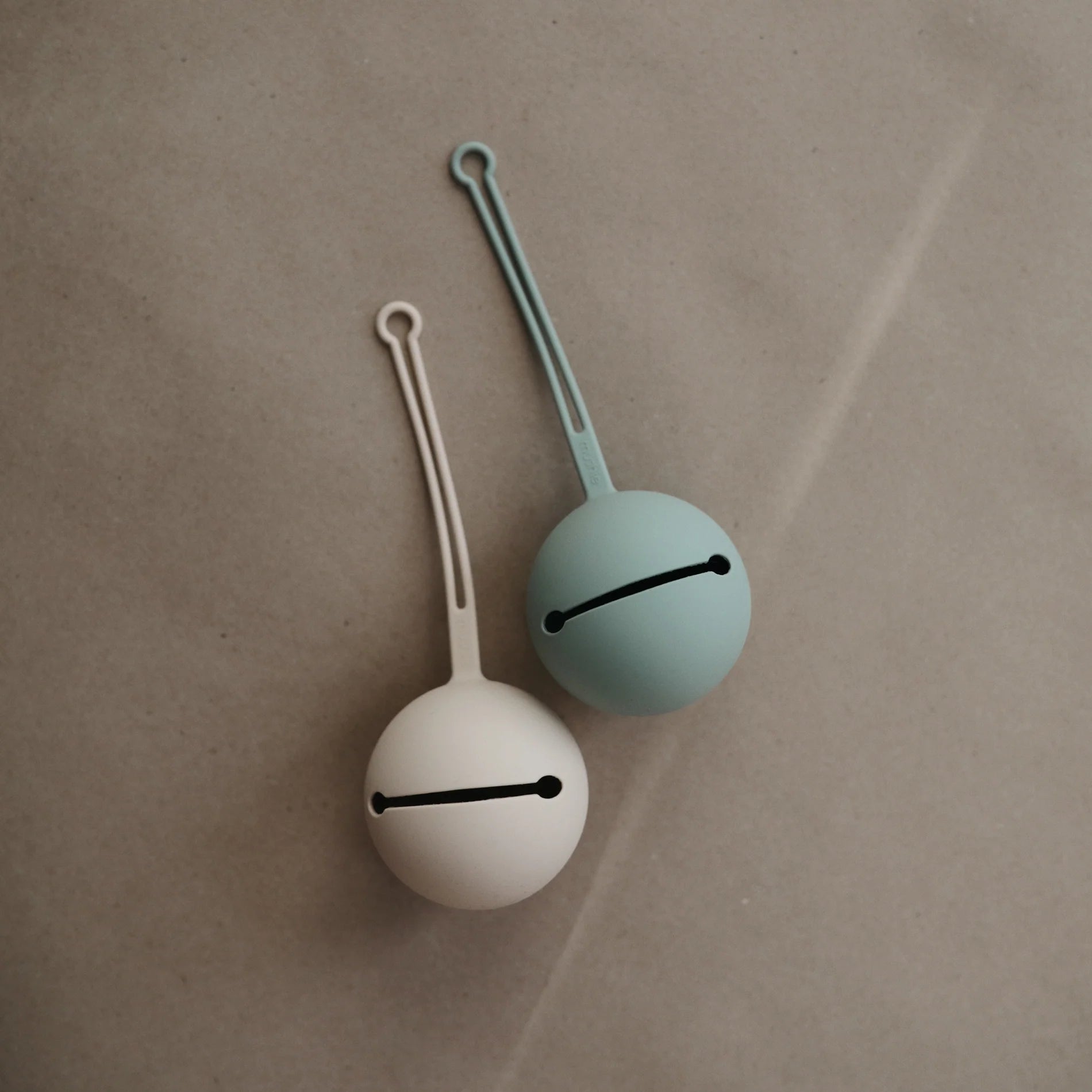 Mushie Silicone Pacifier Case Shifting Sand