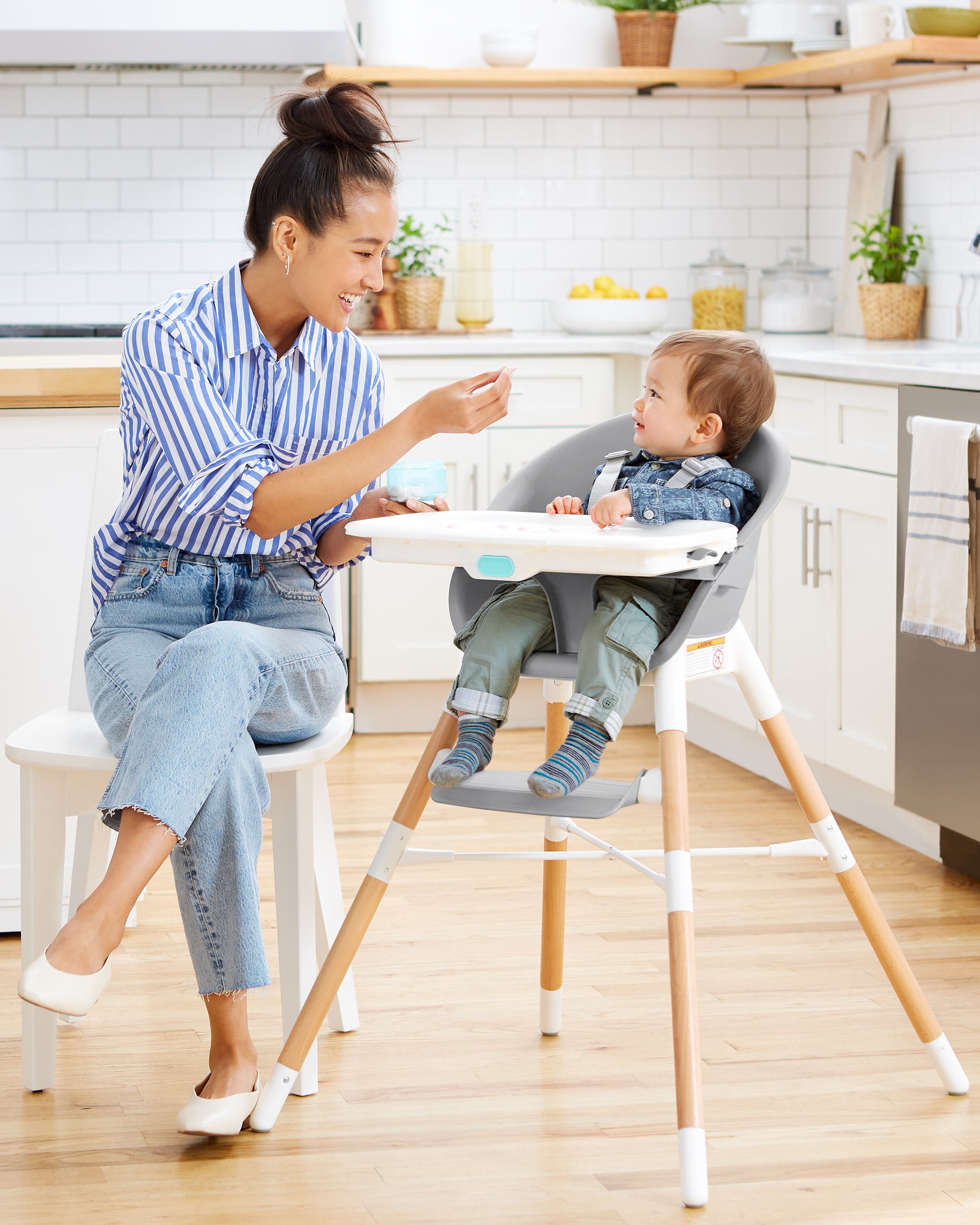Skip Hop 4 in 1 Highchair