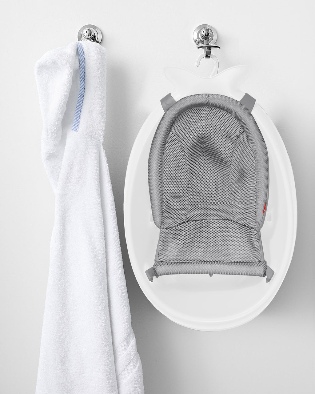 Skip Hop Moby Smart Sling 3-Stage Tub White