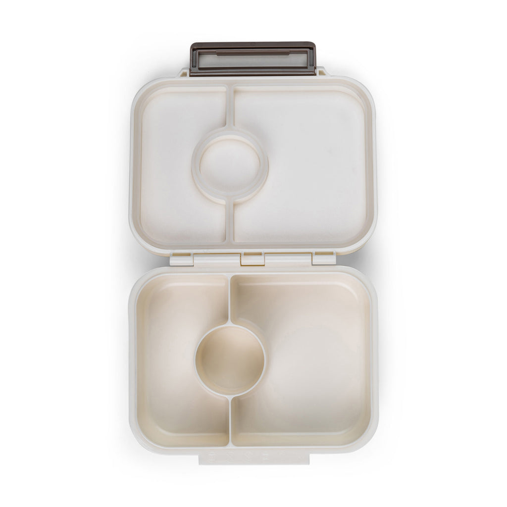 Sophie La Girafe Tritan Snack Box
