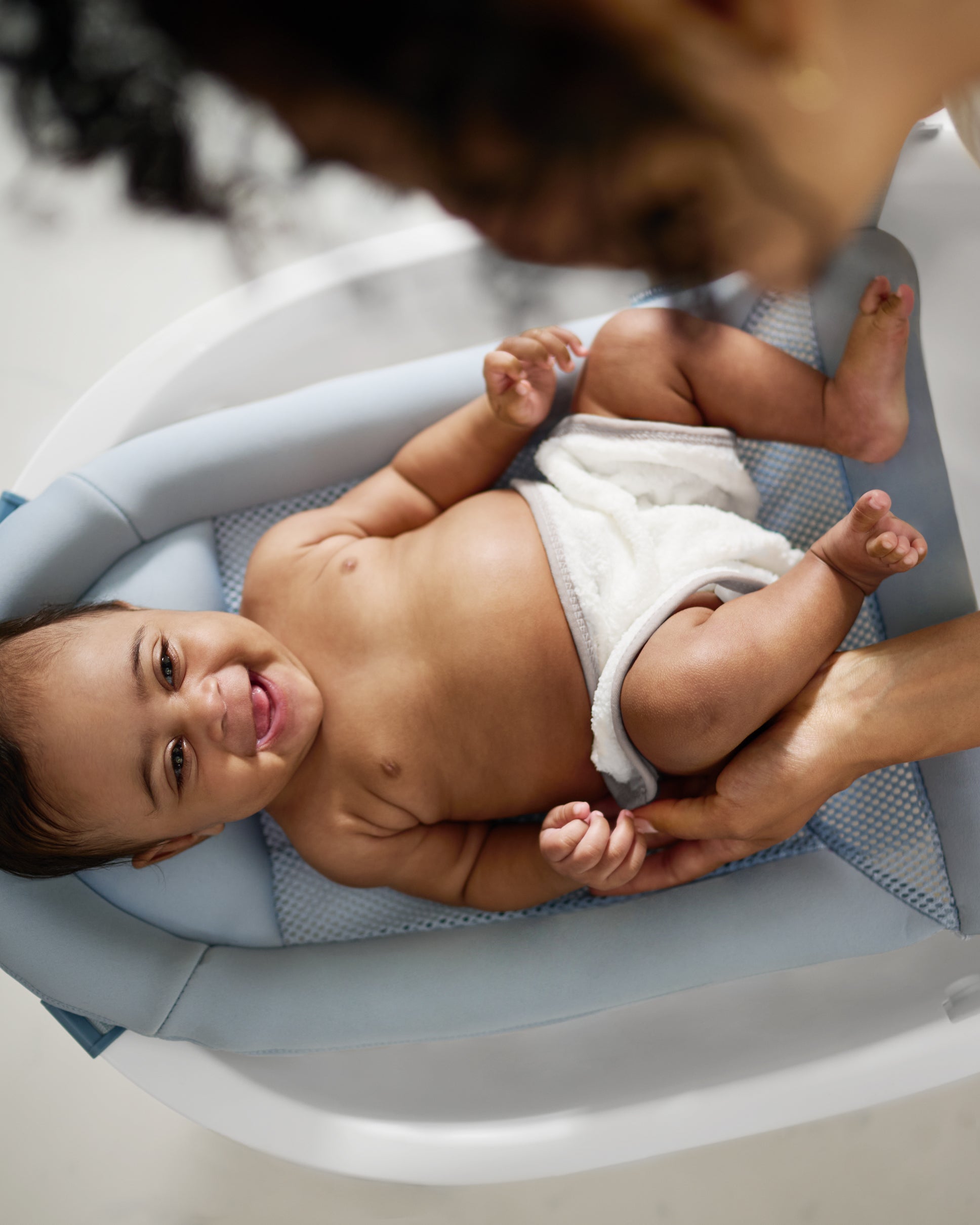 Skip Hop Wave 4-in-1 Bath Tub