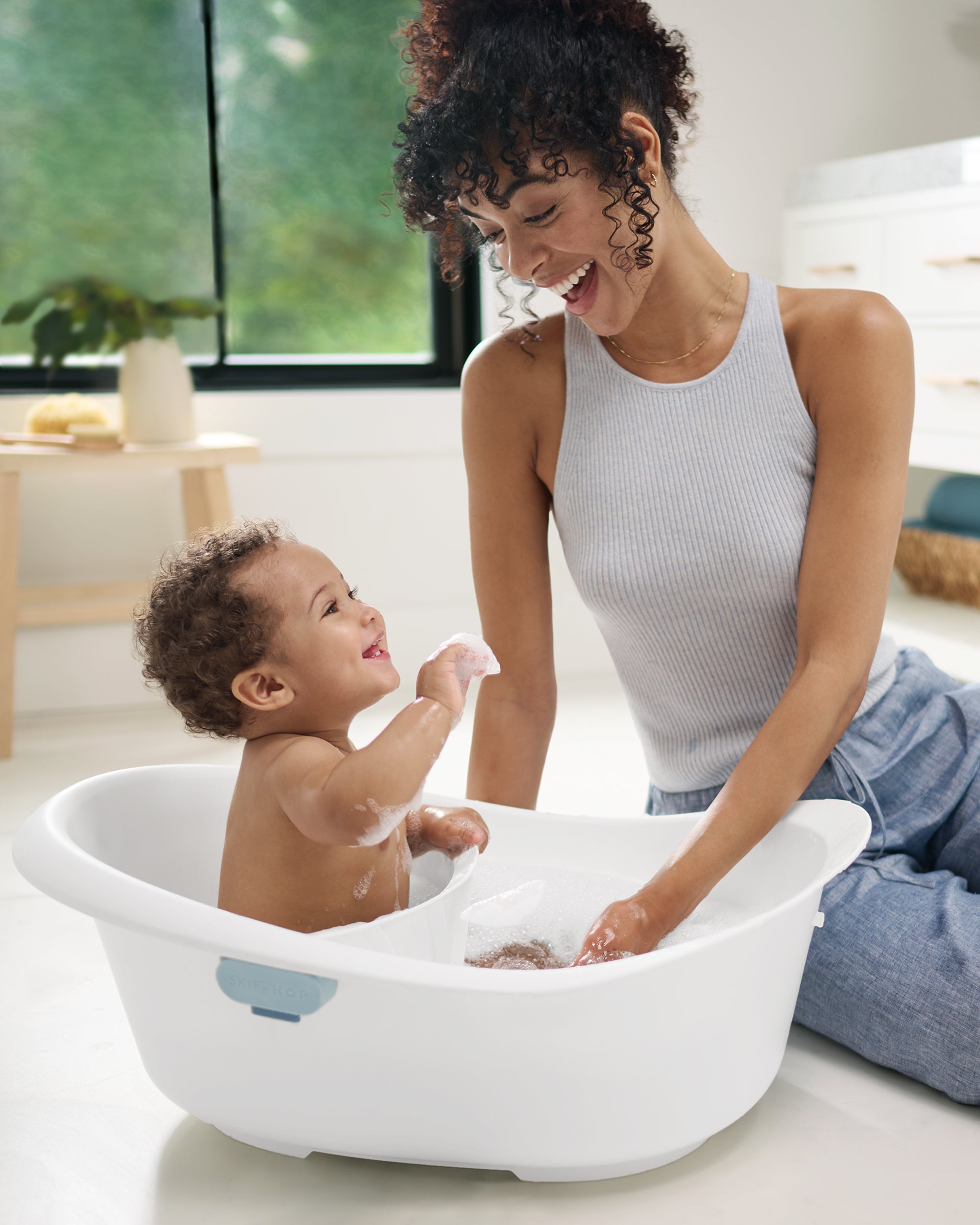 Skip Hop Wave 4-in-1 Bath Tub