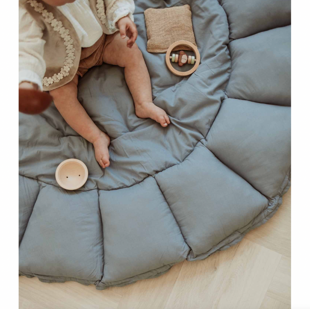 Play & Go Bloom Organic Babymat Dusty Blue