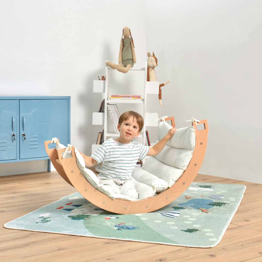 Larisa & Pumpkin Climbing Arch + Pillow
