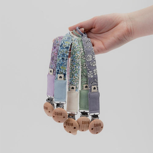 BIBS x LIBERTY Pacifier Clip Eloise Ivory
