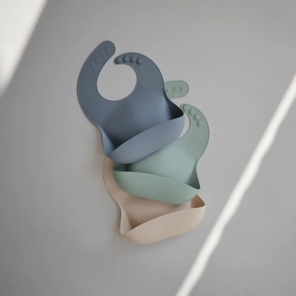 Mushie Silicone Bib