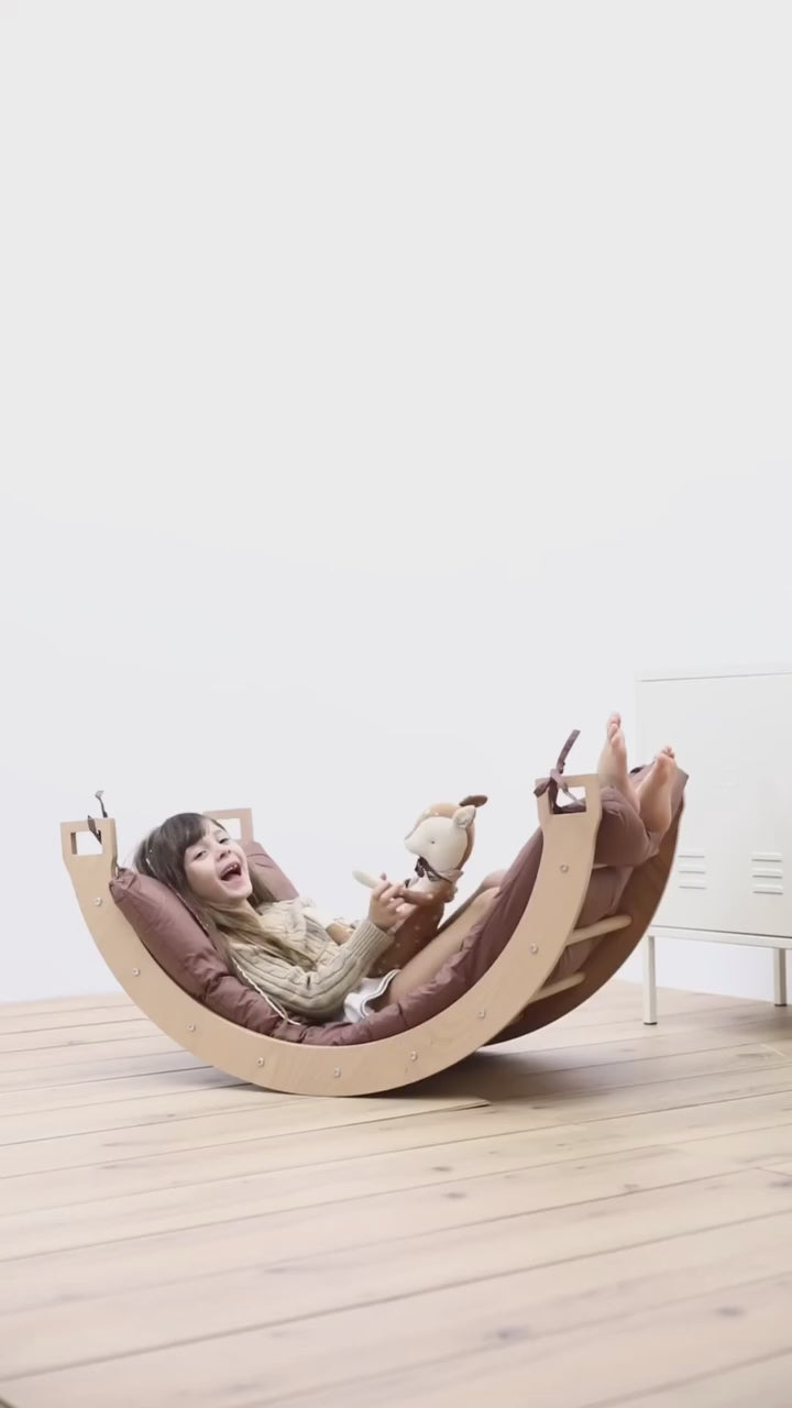 Larisa & Pumpkin Climbing Arch + Pillow